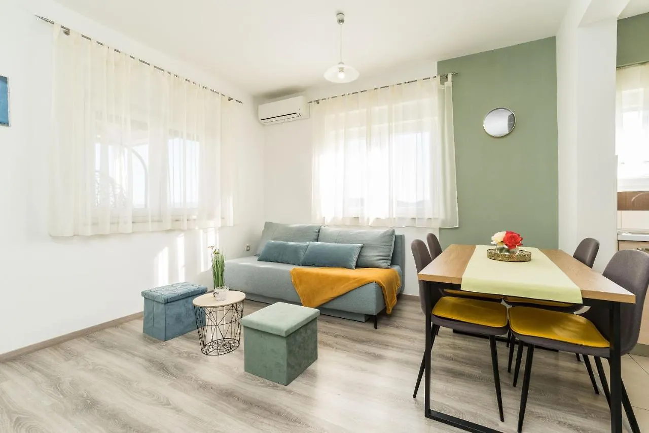 Apartments Matilda Sukošan Hırvatistan
