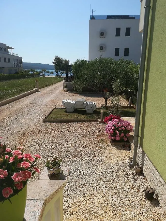 Apartments Matilda Sukošan 0*,